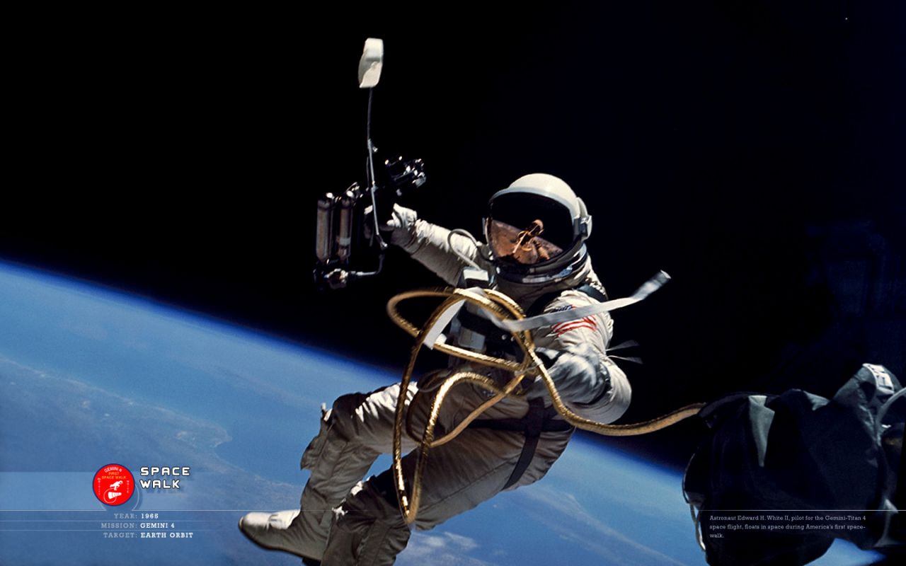 Christian wallpaper Space Walk