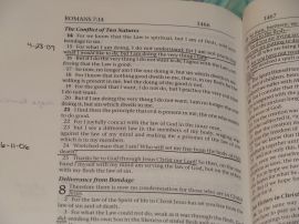 Reading Romans christian wallpaper, christian background